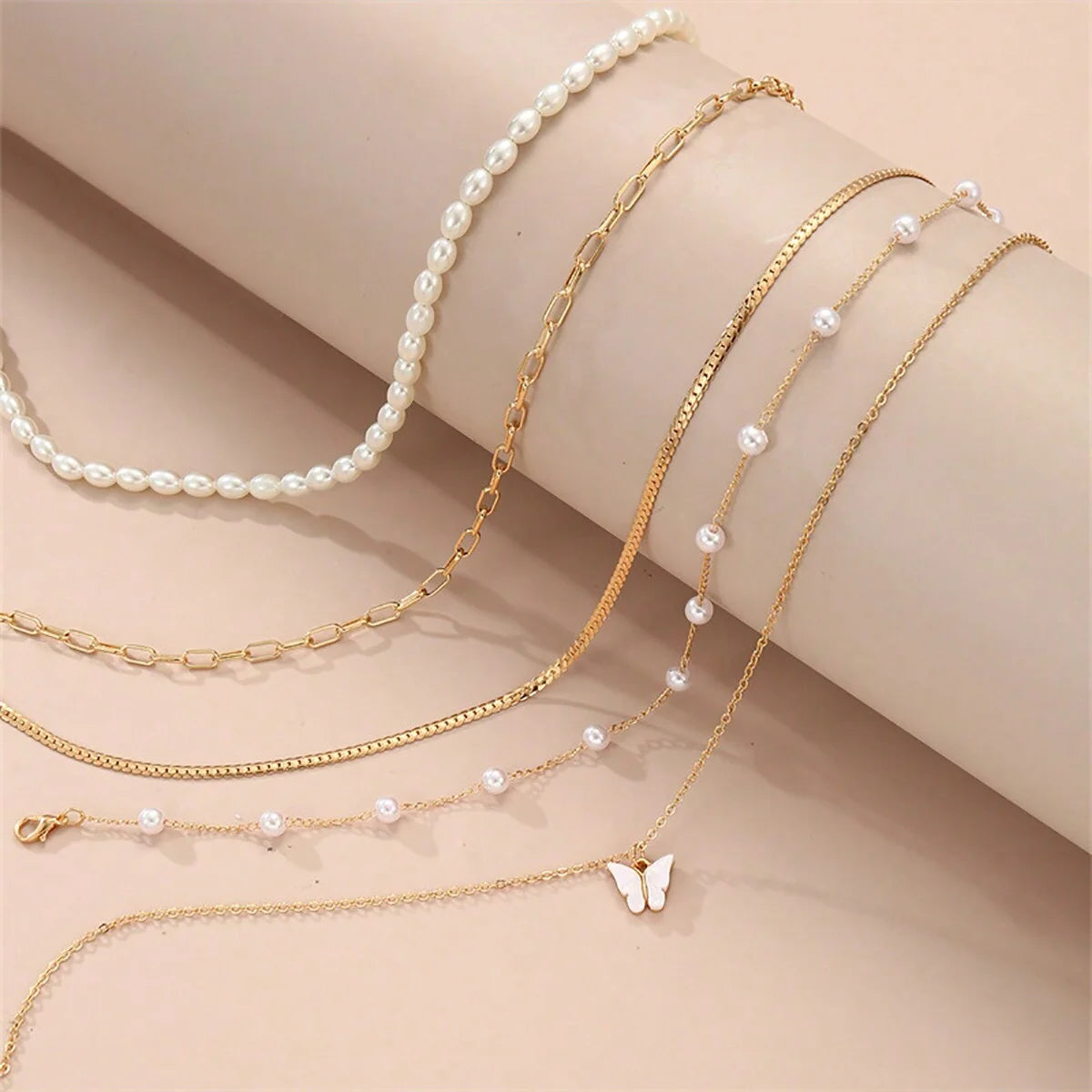 5pcs Simple Pearl & Butterfly Pendant Necklace Set - Elegant High-End Jewelry for Daily Wear & Commuting - Women’s Accessories