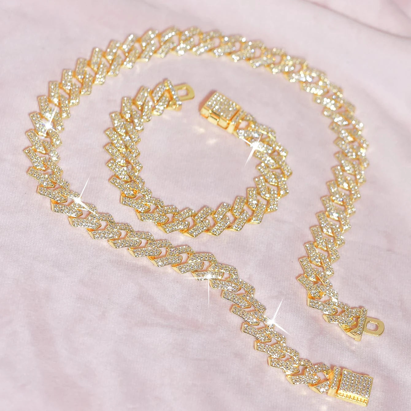 "Iced Out 16mm Wide Necklace & Bracelet Set - Hip Hop Jewelry, Full Rhinestone Gift for Men & Women, Trendy Accessories"