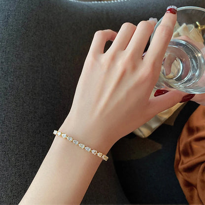 Luxury Adjustable Rhinestone Bracelet - Women's Geometric Square Wristband for Party, Wedding, or Elegant Fashion Jewelry